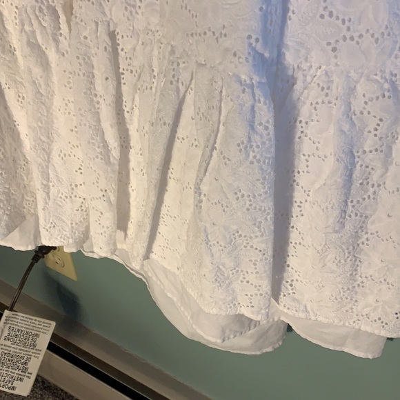 The Webster Eyelet Dress Cutout Back Size XL - Picture 3 of 6